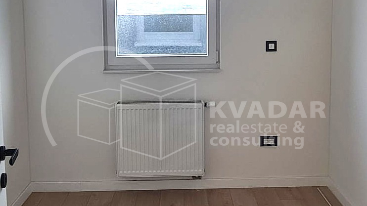 Stan za investiciju ili život – namješten, A+, terasa, parking