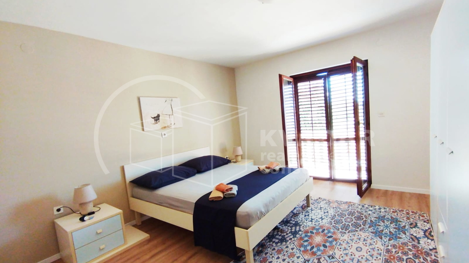 APARTMANSKA KU&Cacute;A - 4 STANA - KO&Zcaron;INO &lpar;120 m od mora&rpar;