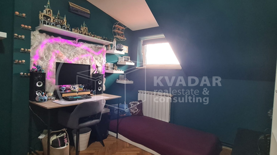 House&comma; 260 m2&comma; For Sale&comma; Velika Gorica - Petina