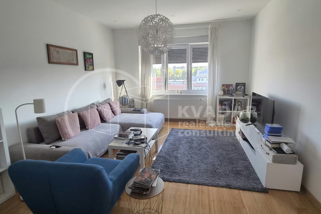 CENTAR/KRIŽANJE BRANIMIROVE I KRALJICE JELENE 78m2/3-sobn/3kat/balkoni/LIFT!