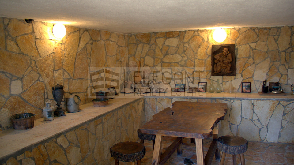 House, 50 m2, For Sale, Murter