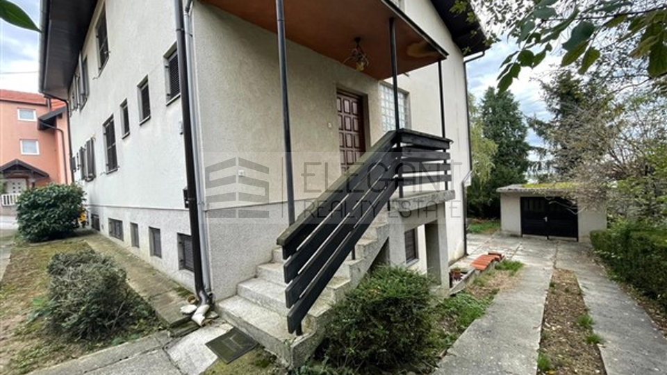 House, 260 m2, For Sale, Zagreb - Gajnice