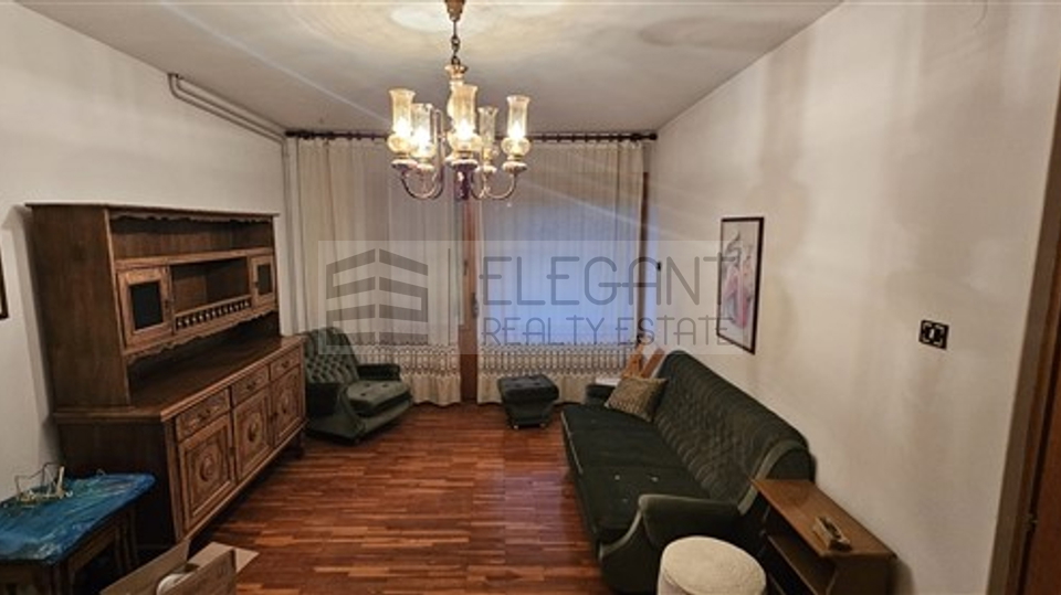 House, 260 m2, For Sale, Zagreb - Gajnice