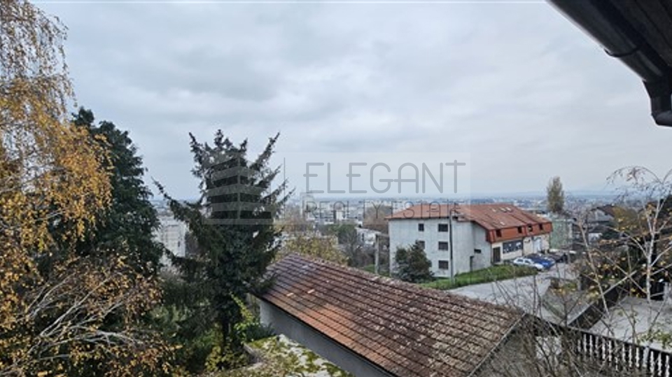 House, 260 m2, For Sale, Zagreb - Gajnice