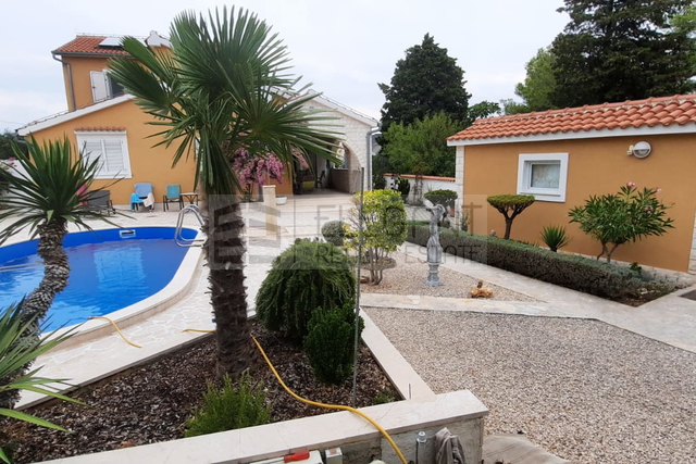 House, 218 m2, For Sale, Vodice