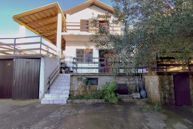 Murter Prodaja Kuće - blizina Slanice