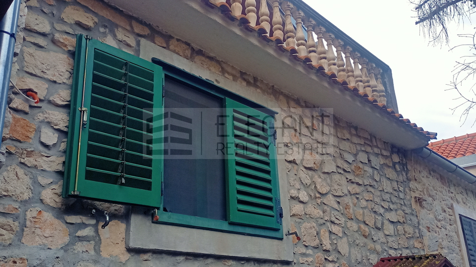 House, 118 m2, For Sale, Murter