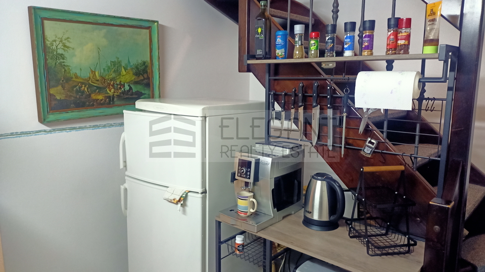 House, 118 m2, For Sale, Murter