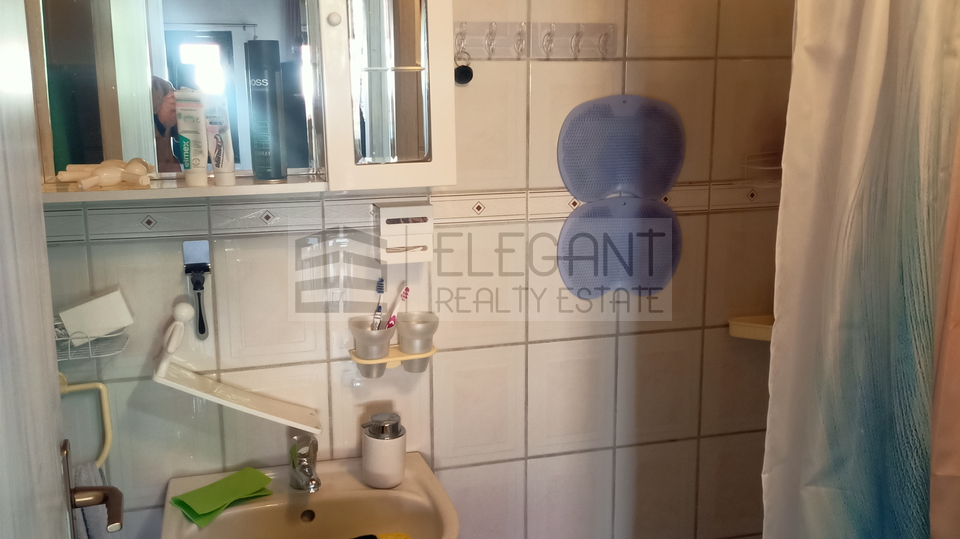 House, 118 m2, For Sale, Murter