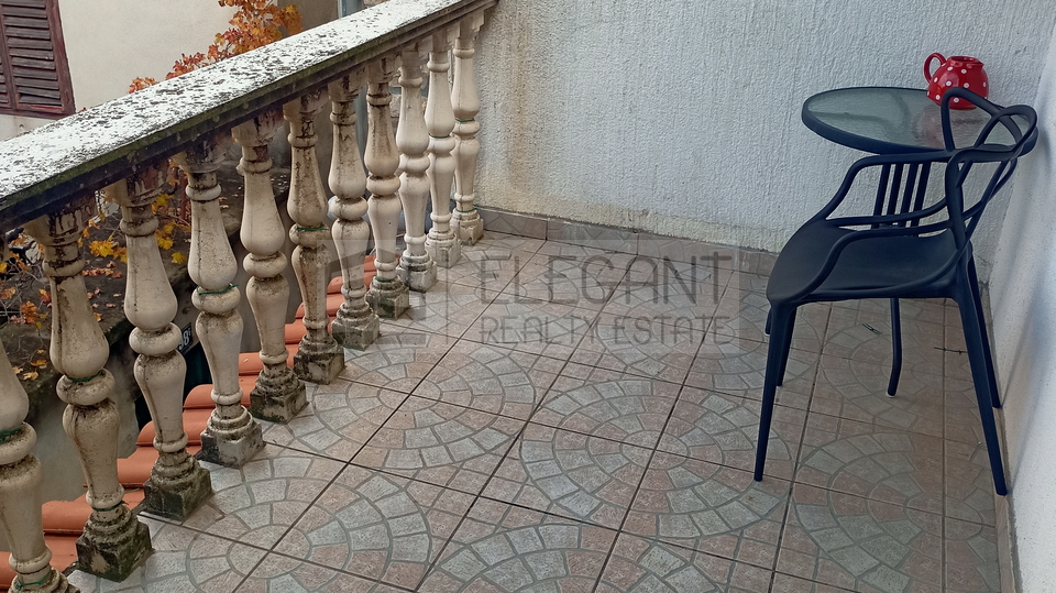 House, 118 m2, For Sale, Murter