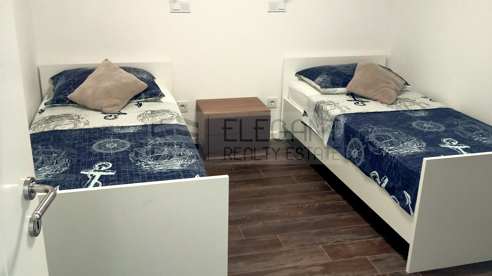 Ku&cacute;a Prodaja Pirovac