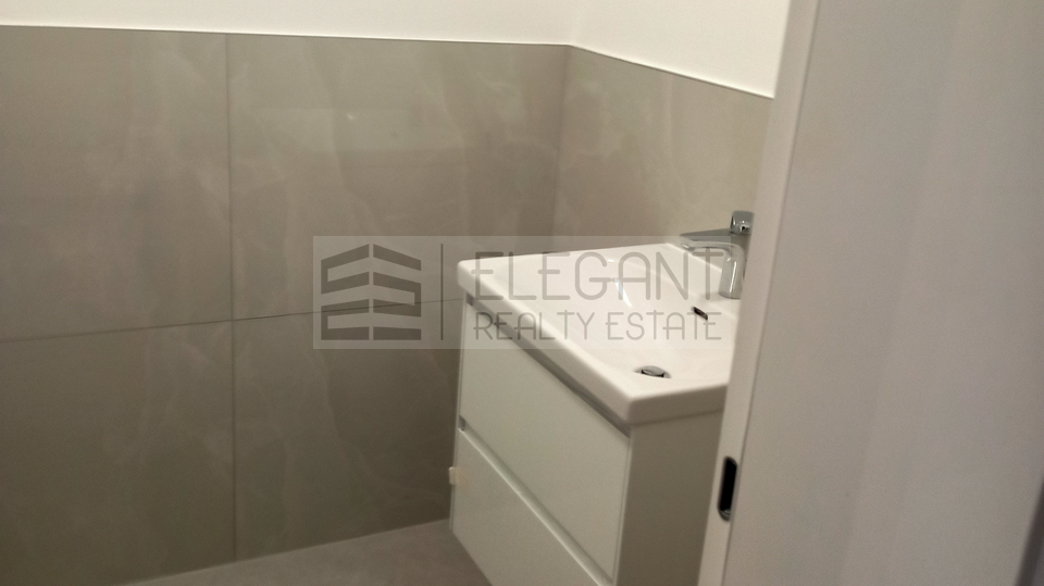 Apartment&comma; 132 m2&comma; For Sale&comma; Tribunj