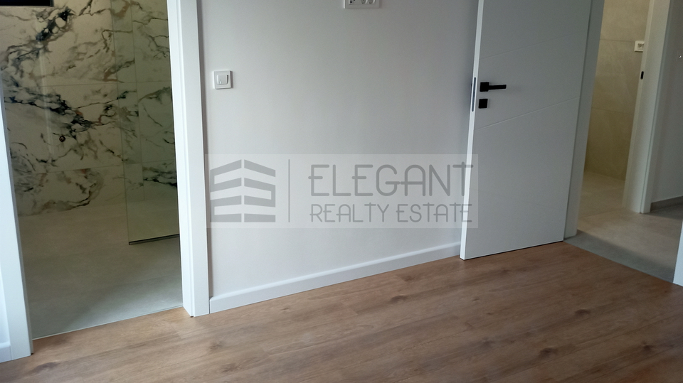 Apartment&comma; 132 m2&comma; For Sale&comma; Tribunj