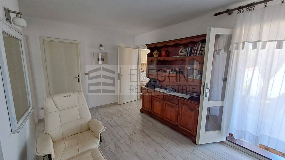 House, 101 m2, For Sale, Šibenik - Jadrija