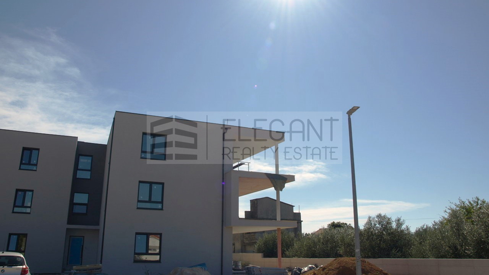 Novogradnja stan  Tribunj prodaja