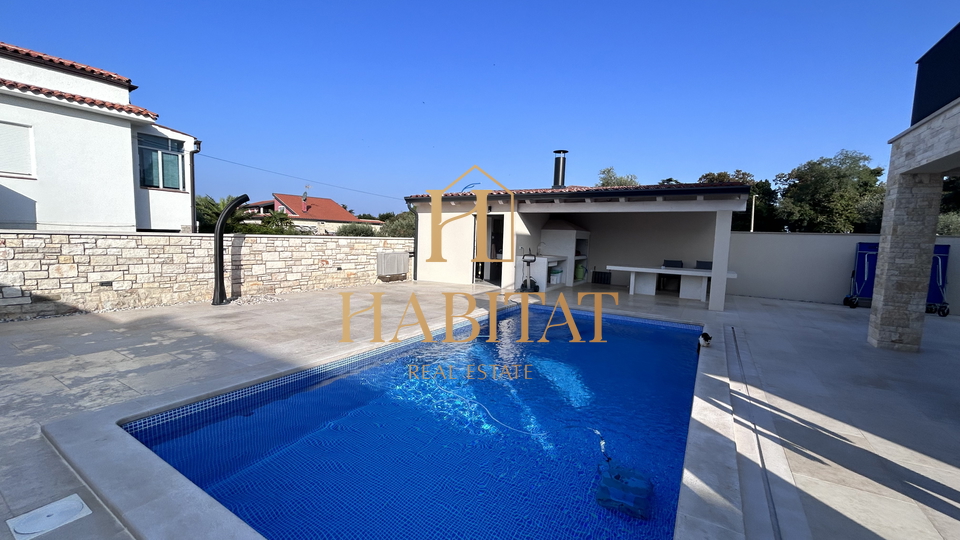 Istria, Savudrija, enchanting Villa with pool and sea view