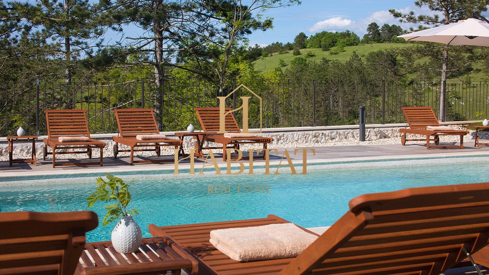 ISTRIA, MOTOVUN - Resort, hotel, restaurant, apartments, camp, holiday homes, 30,000 plots