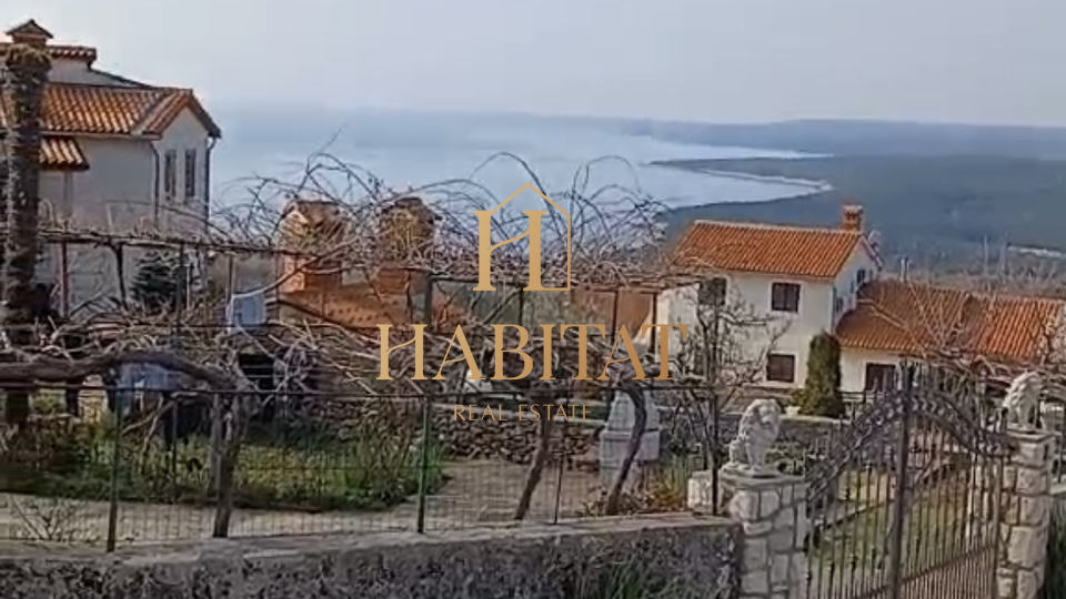 Labin, Skitača, building plot 794m2 with sea view, 2500m from the sea.