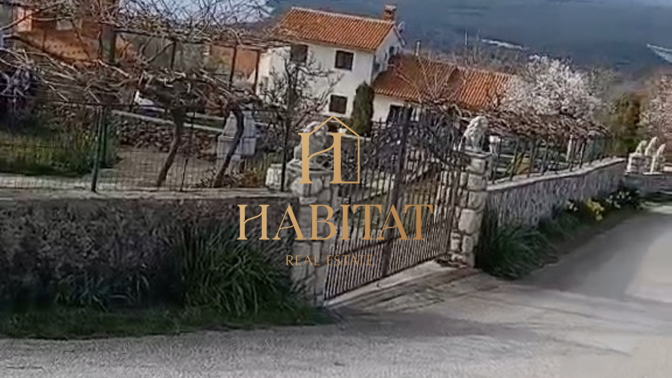 Labin, Skitača, building plot 794m2 with sea view, 2500m from the sea.