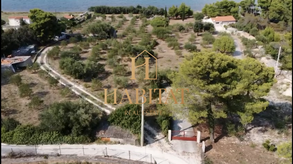 Land, 7687 m2, For Sale, Supetar