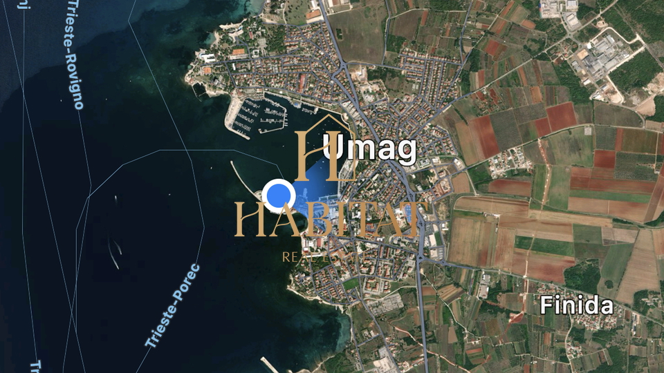 Istra , Umag , stari grad , restoran 156m2 , 80 sjedecih mjesta