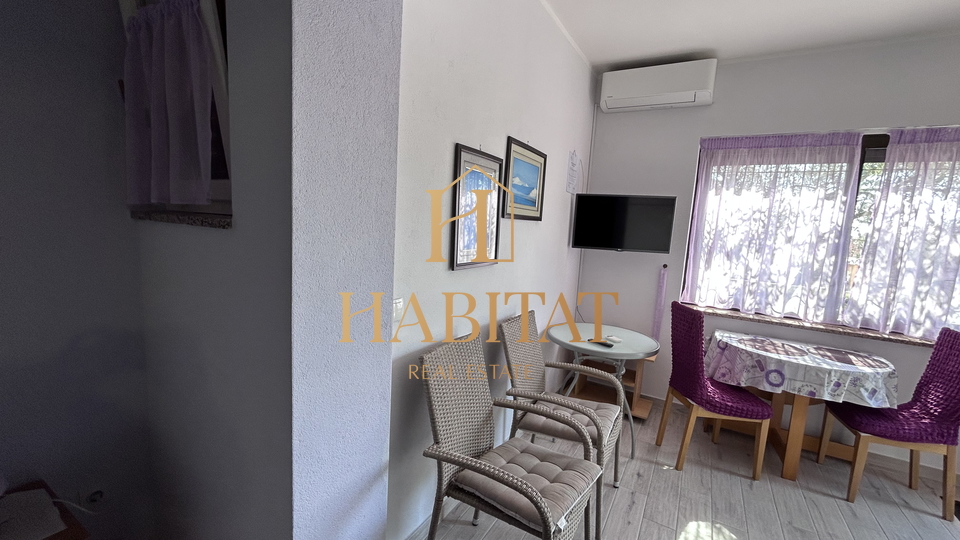 House, 330 m2, For Sale, Novigrad