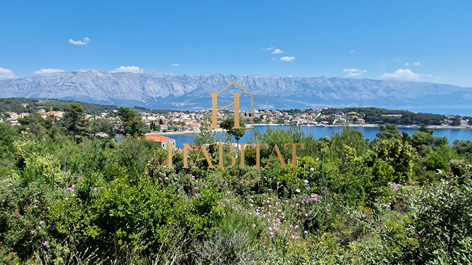 Dalmatia, Sumartin, building plot 608m2, all infrastructure, sea view, 100m from the sea