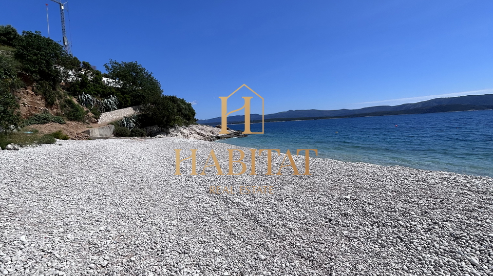 Dalmatien, Brac, Vela Farska, 90m zum Meer, Baugrundstück 836m2 mit Projekt, Baugenehmigung , TOP LAGE