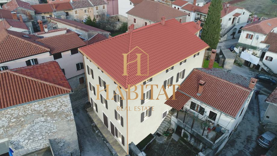 House, 850 m2, For Sale, Žminj