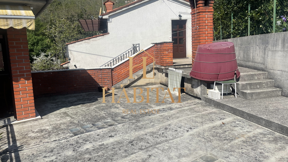 Lovran, stan, 5S, 99 m2, lođa, balkon, terasa, okućnica, pogled more, parking, prodaja