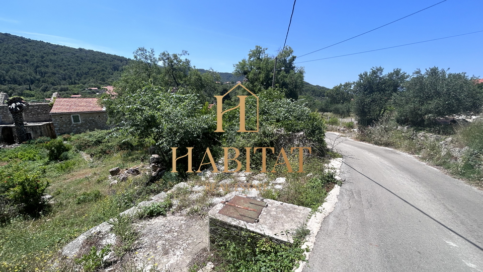 Dalmatia , Hvar , Dol Sv.Ana , house 46m2 with building plot 650m2