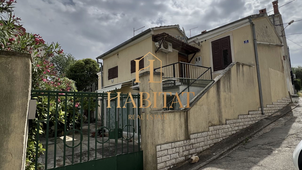 House, 150 m2, For Sale, Pula