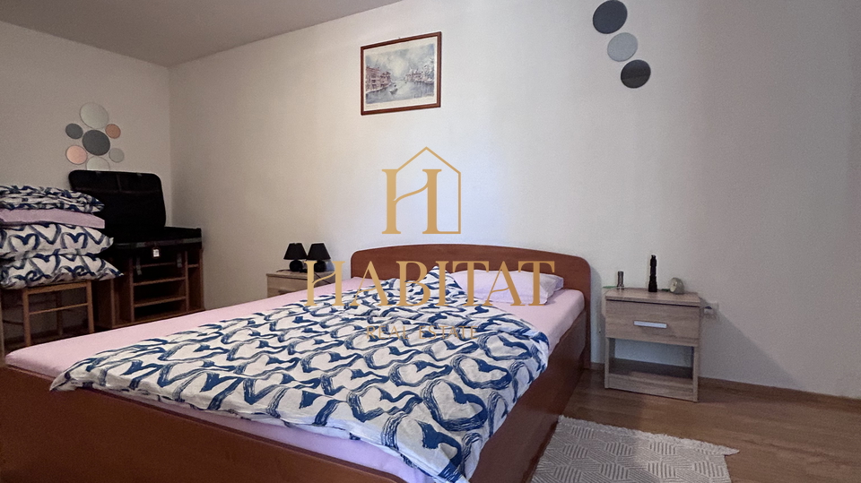 House, 378 m2, For Sale, Rogovići