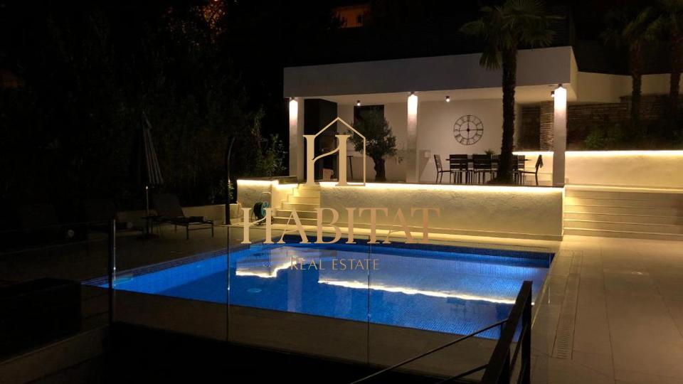 Haus&comma; 225 m2&comma; Verkauf&comma; Opatija