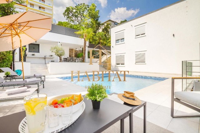 Haus, 225 m2, Verkauf, Opatija