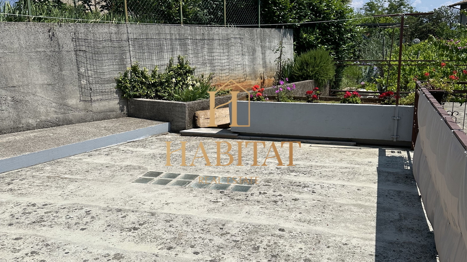 Lovran&comma; stan&comma; 4S&plus;DB&comma; 96m2