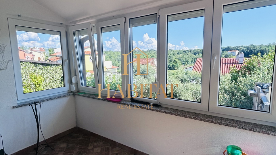 Istria, Kaštel, house 138m2, outbuilding 35m2, yard 428m2