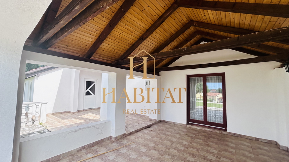 Istria, Kaštel, house 107m2, yard 466m2