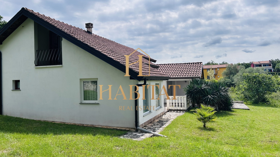 House, 107 m2, For Sale, Buje - Kaštel