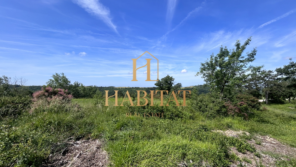 Istria, Kaštel, building plot 902m2, open view of nature