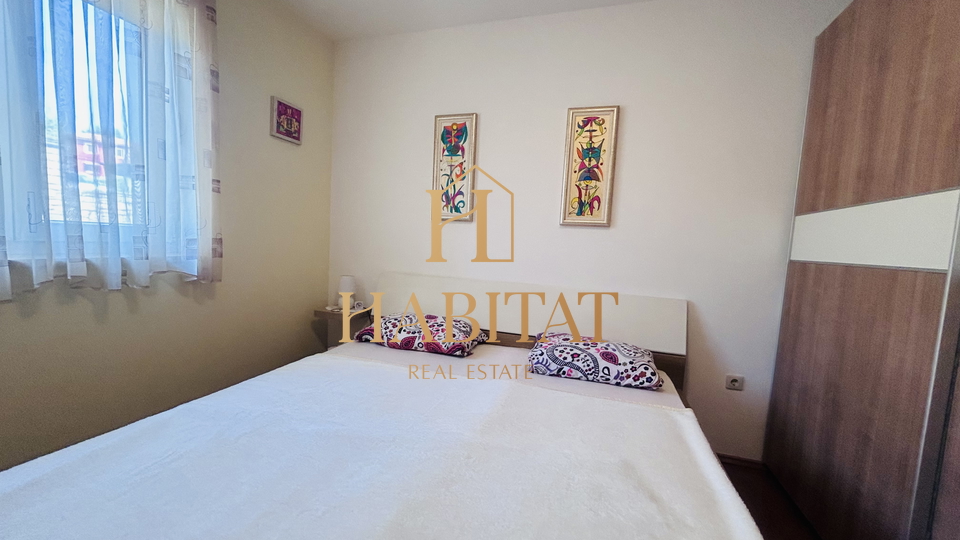 Istra , Zambratija , 2S+DB , terasa , parking , 250m od plaze