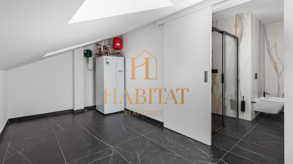 OPATIJA, LUKSUZAN PENTHOUSE SA OTVORENIM POGLEDOM NA MORE, U NOVOGRADNJI S BAZENOM!