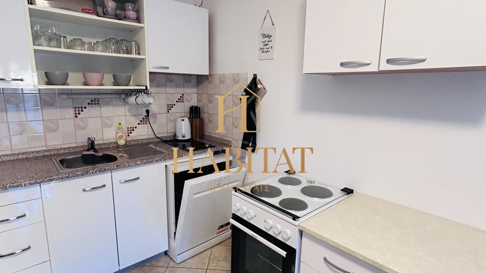 Istra, Ližnjan, apartma 44m2, 2 spalnici, pogled na morje