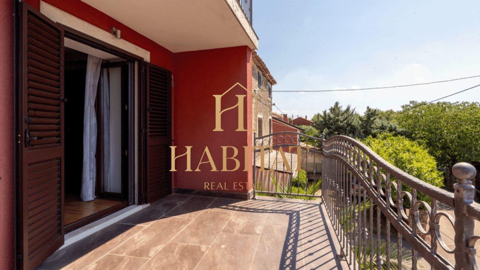 House, 110 m2, For Sale, Buje - Kaštel