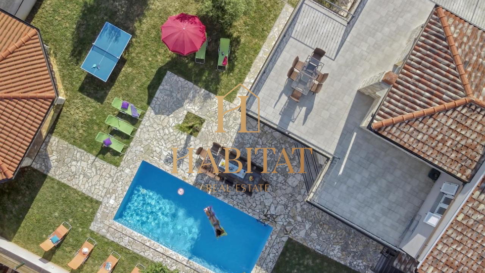 Istria, Liznjan, Villa 450m2 with swimming pool