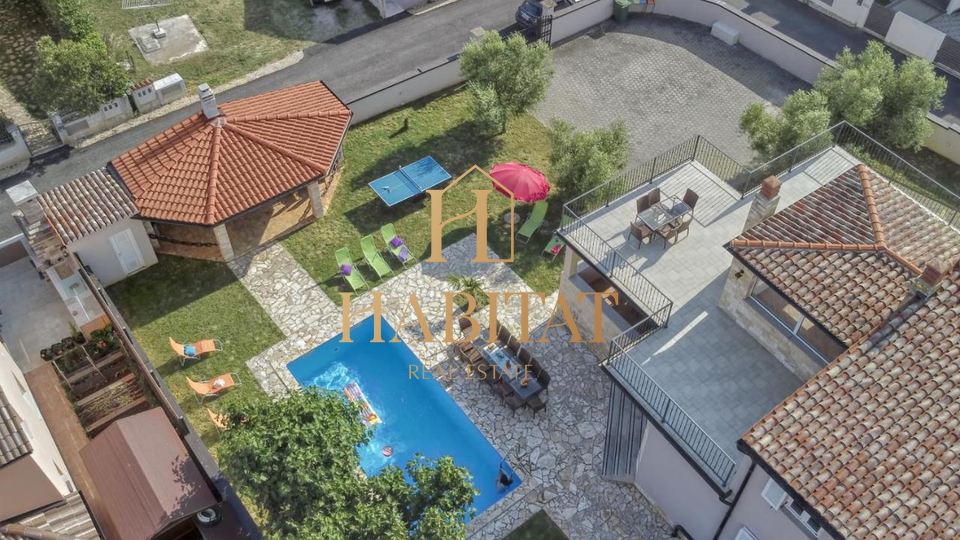 Istria, Liznjan, Villa 450m2 with swimming pool