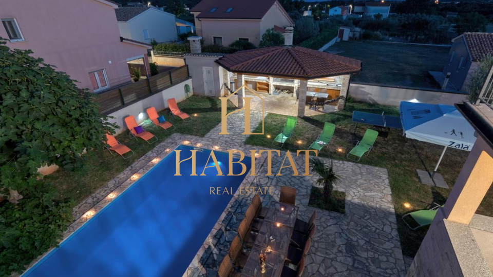 Istria, Liznjan, Villa 450m2 with swimming pool