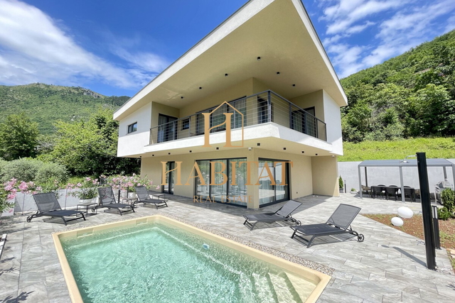 House, 190 m2, For Sale, Mošćenička Draga