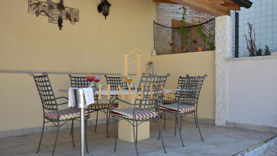 House, 90 m2, For Sale, Vižinada