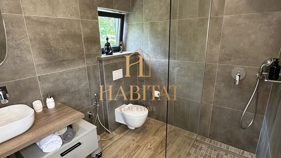 House, 190 m2, For Sale, Mošćenička Draga